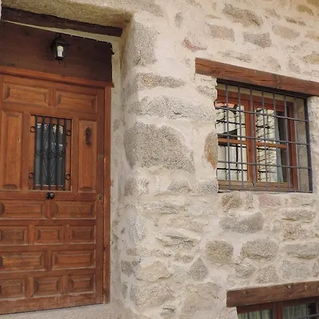 Los Portalones Grande Casa rural Navacepeda de Tormes